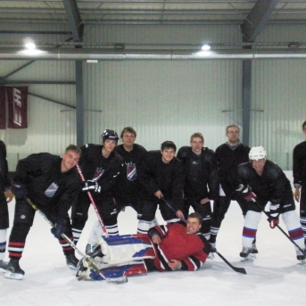 Lielajam hokejam 40 - 