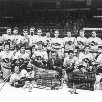 Lielajam hokejam 40 - 