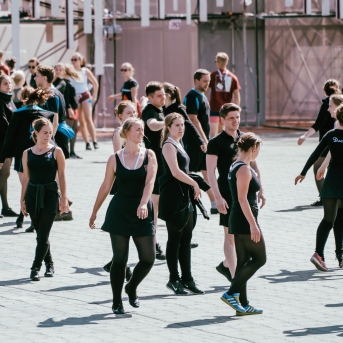 Dancis mēģinājumos Daugavas stadionā - Foto Jurģis Rikveilis