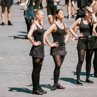 Dancis mēģinājumos Daugavas stadionā - Foto Jurģis Rikveilis