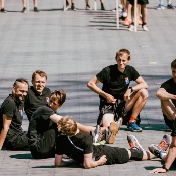 Dancis mēģinājumos Daugavas stadionā - Foto Jurģis Rikveilis