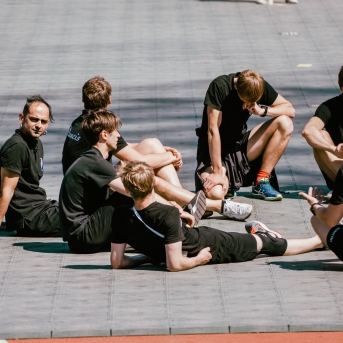 Dancis mēģinājumos Daugavas stadionā - Foto Jurģis Rikveilis