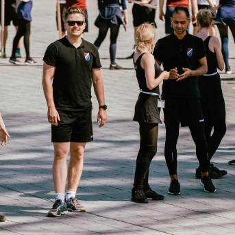 Dancis mēģinājumos Daugavas stadionā - Foto Jurģis Rikveilis