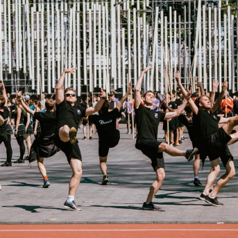 Dancis mēģinājumos Daugavas stadionā - Foto Jurģis Rikveilis
