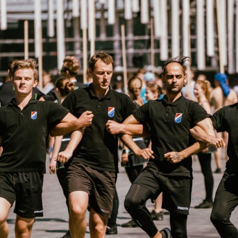 Dancis mēģinājumos Daugavas stadionā - Foto Jurģis Rikveilis