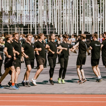 Dancis mēģinājumos Daugavas stadionā - Foto Jurģis Rikveilis