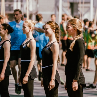 Dancis mēģinājumos Daugavas stadionā - Foto Jurģis Rikveilis