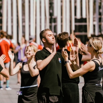 Dancis mēģinājumos Daugavas stadionā - Foto Jurģis Rikveilis