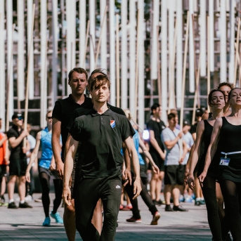 Dancis mēģinājumos Daugavas stadionā - Foto Jurģis Rikveilis