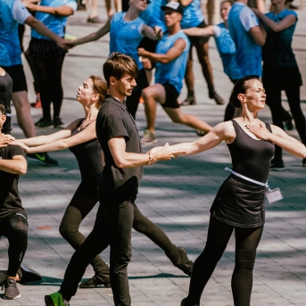 Dancis mēģinājumos Daugavas stadionā - Foto Jurģis Rikveilis