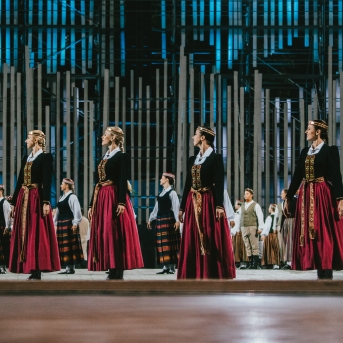 Dancis koncertā Daugavas stadionā - Foto Jurģis Rikveilis & palīgi