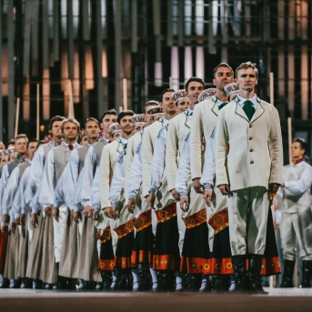 Dancis koncertā Daugavas stadionā - Foto Jurģis Rikveilis & palīgi