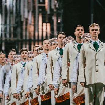 Dancis koncertā Daugavas stadionā - Foto Jurģis Rikveilis & palīgi