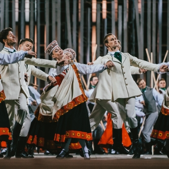 Dancis koncertā Daugavas stadionā - Foto Jurģis Rikveilis & palīgi