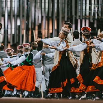Dancis koncertā Daugavas stadionā - Foto Jurģis Rikveilis & palīgi