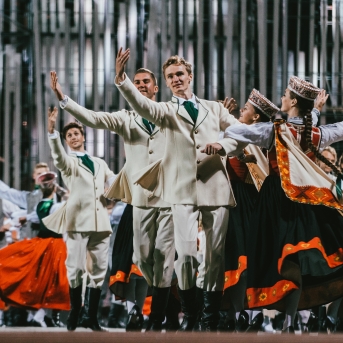 Dancis koncertā Daugavas stadionā - Foto Jurģis Rikveilis & palīgi