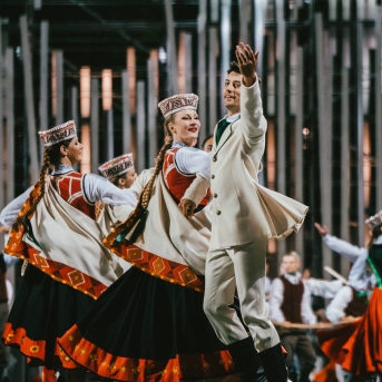 Dancis koncertā Daugavas stadionā - Foto Jurģis Rikveilis & palīgi