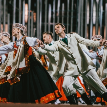 Dancis koncertā Daugavas stadionā - Foto Jurģis Rikveilis & palīgi