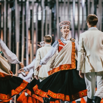 Dancis koncertā Daugavas stadionā - Foto Jurģis Rikveilis & palīgi