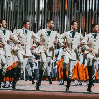 Dancis koncertā Daugavas stadionā - Foto Jurģis Rikveilis & palīgi