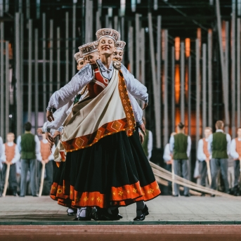 Dancis koncertā Daugavas stadionā - Foto Jurģis Rikveilis & palīgi