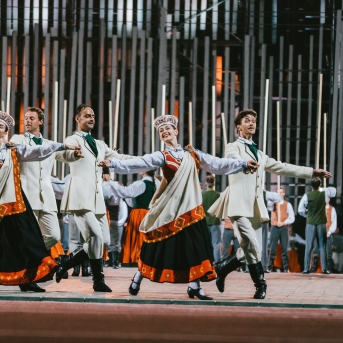 Dancis koncertā Daugavas stadionā - Foto Jurģis Rikveilis & palīgi