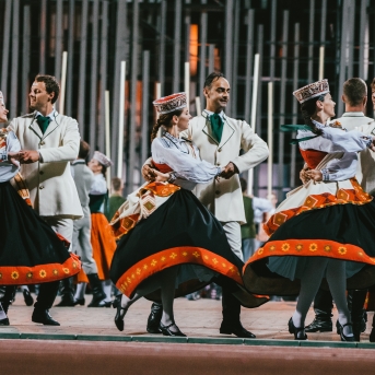 Dancis koncertā Daugavas stadionā - Foto Jurģis Rikveilis & palīgi