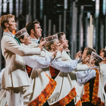 Dancis koncertā Daugavas stadionā - Foto Jurģis Rikveilis & palīgi