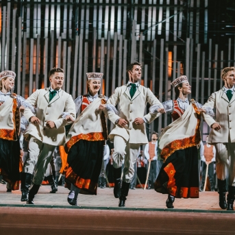 Dancis koncertā Daugavas stadionā - Foto Jurģis Rikveilis & palīgi
