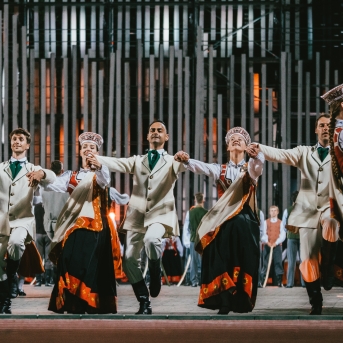 Dancis koncertā Daugavas stadionā - Foto Jurģis Rikveilis & palīgi