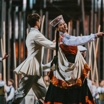 Dancis koncertā Daugavas stadionā - Foto Jurģis Rikveilis & palīgi