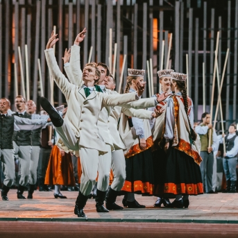 Dancis koncertā Daugavas stadionā - Foto Jurģis Rikveilis & palīgi