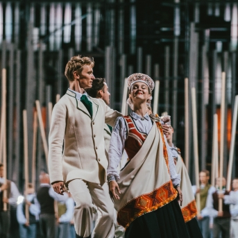 Dancis koncertā Daugavas stadionā - Foto Jurģis Rikveilis & palīgi