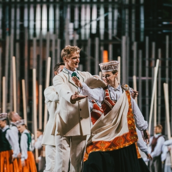 Dancis koncertā Daugavas stadionā - Foto Jurģis Rikveilis & palīgi