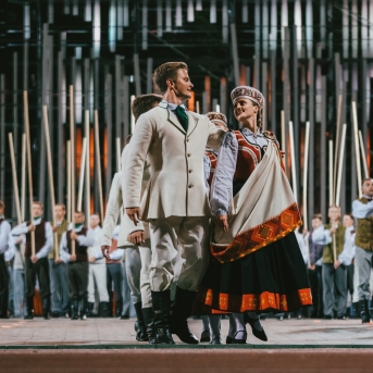 Dancis koncertā Daugavas stadionā - Foto Jurģis Rikveilis & palīgi