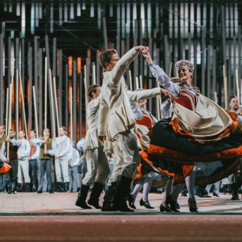 Dancis koncertā Daugavas stadionā - Foto Jurģis Rikveilis & palīgi