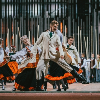 Dancis koncertā Daugavas stadionā - Foto Jurģis Rikveilis & palīgi