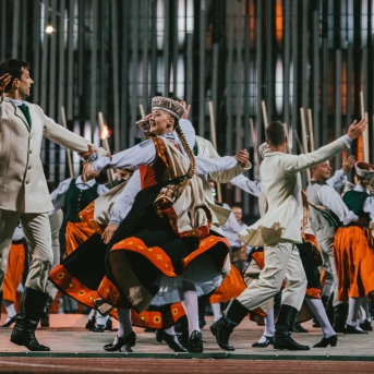 Dancis koncertā Daugavas stadionā - Foto Jurģis Rikveilis & palīgi