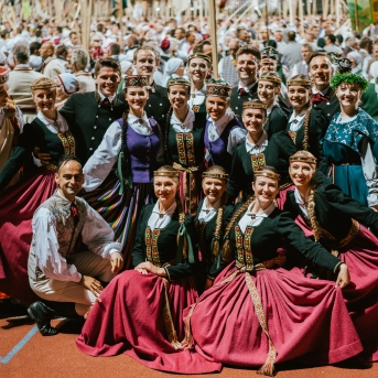 Dancis koncertā Daugavas stadionā - Foto Jurģis Rikveilis & palīgi