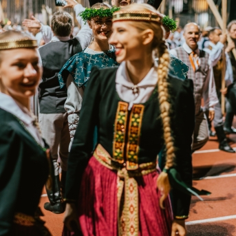 Dancis koncertā Daugavas stadionā - Foto Jurģis Rikveilis & palīgi