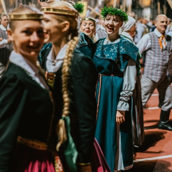 Dancis koncertā Daugavas stadionā - Foto Jurģis Rikveilis & palīgi
