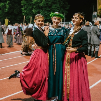 Dancis koncertā Daugavas stadionā - Foto Jurģis Rikveilis & palīgi