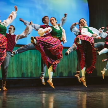 Koncerts RAITI, RAITI RAKSTĀ DEJ’ - Foto: Anna Zvejniece