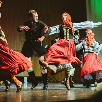 Koncerts RAITI, RAITI RAKSTĀ DEJ’ - Foto: Anna Zvejniece