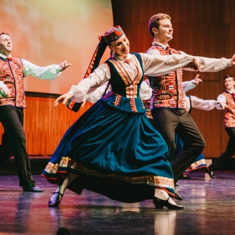 Koncerts RAITI, RAITI RAKSTĀ DEJ’ - Foto: Anna Zvejniece