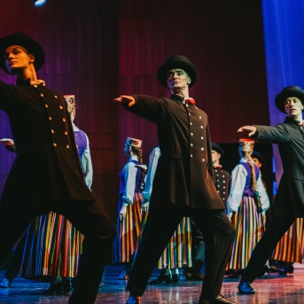 Koncerts RAITI, RAITI RAKSTĀ DEJ’ - Foto: Anna Zvejniece