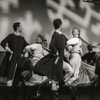 Koncerts RAITI, RAITI RAKSTĀ DEJ’ - Foto: Anna Zvejniece