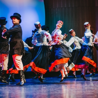 Koncerts RAITI, RAITI RAKSTĀ DEJ’ - Foto: Anna Zvejniece