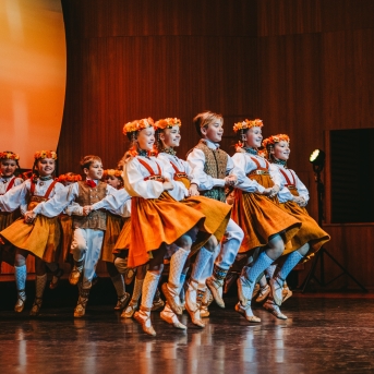 Koncerts RAITI, RAITI RAKSTĀ DEJ’ - Foto: Anna Zvejniece