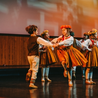 Koncerts RAITI, RAITI RAKSTĀ DEJ’ - Foto: Anna Zvejniece